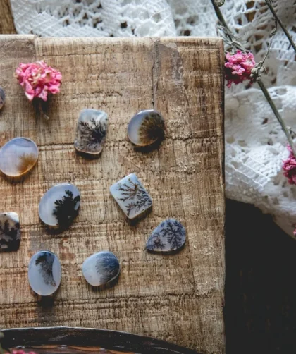 Menjelajahi Keindahan Aneka Batu Alam untuk Dekorasi Rumah