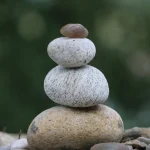 Mengenal Paving Batu Alam: Keindahan dan Kekuatan untuk Eksterior Anda