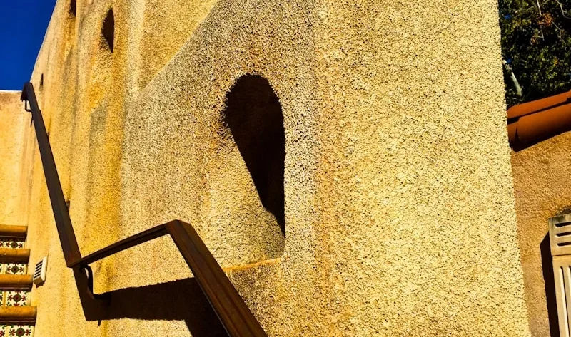 Membangun Teras Batu Alam Minimalis: Inspirasi dan Tips Menarik