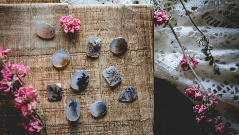 Keindahan dan Manfaat Batu Alam Palem untuk Desain Interior dan Eksterior