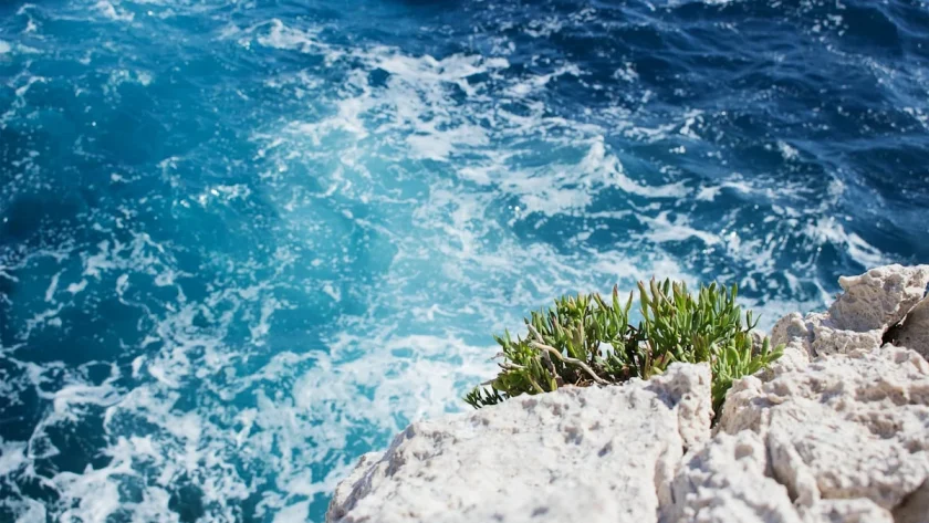 Keindahan Air Terjun Batu Alam: Menemukan Pesona Alam yang Tersembunyi