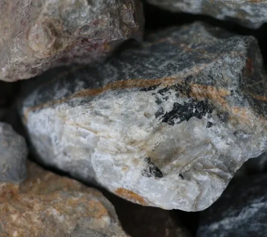 Harga Borongan Batu Alam: Temukan Penawaran Terbaik untuk Proyek Anda